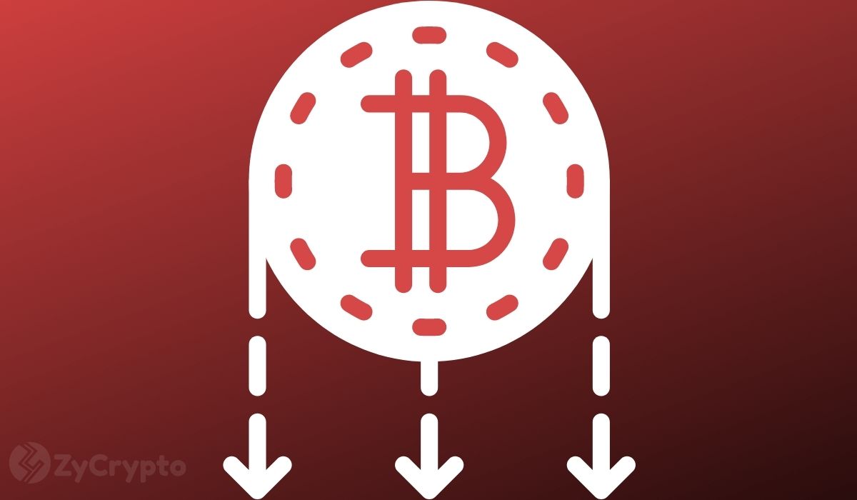 Bitcoin Slumps Below $67,000 Amidst Crypto Sell-Off, But Solana Bucks The Trend