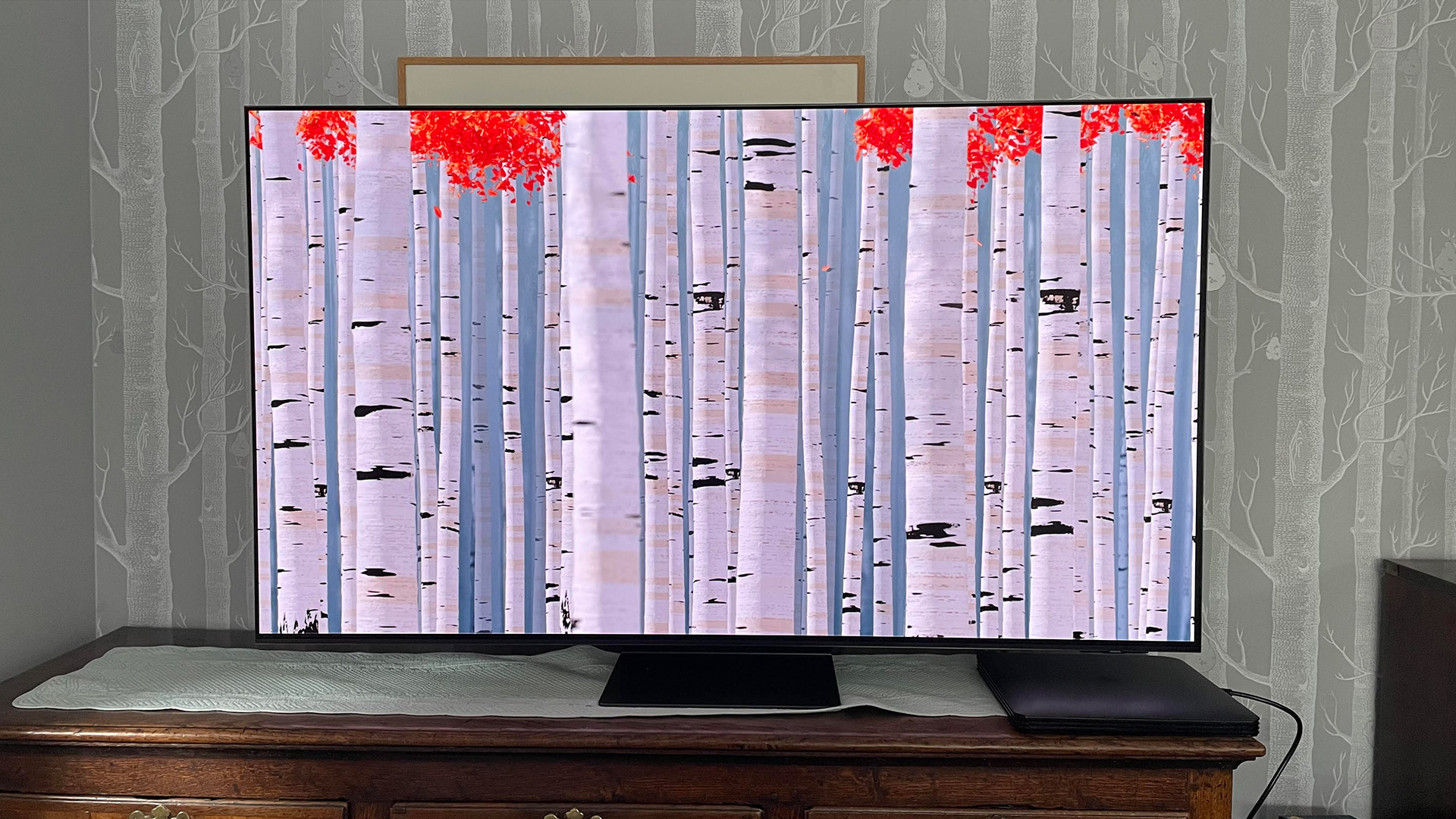 I lived with Samsung’s S95D QD-OLED TV for a week, and it’s a game changer