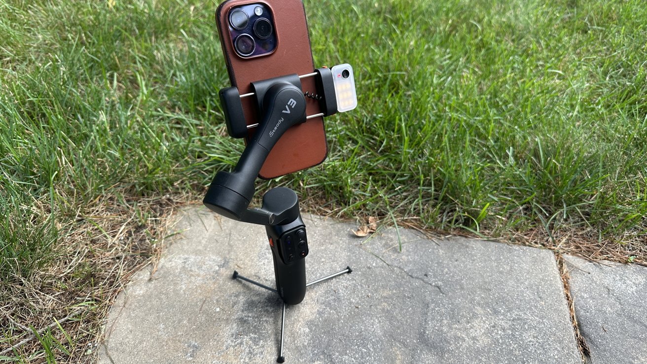 Hohem iSteady V3 review: Robust gimbal with a learning curve