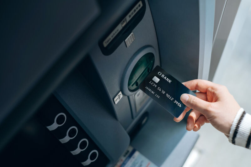 Android malware steals payment card data using previously unseen technique