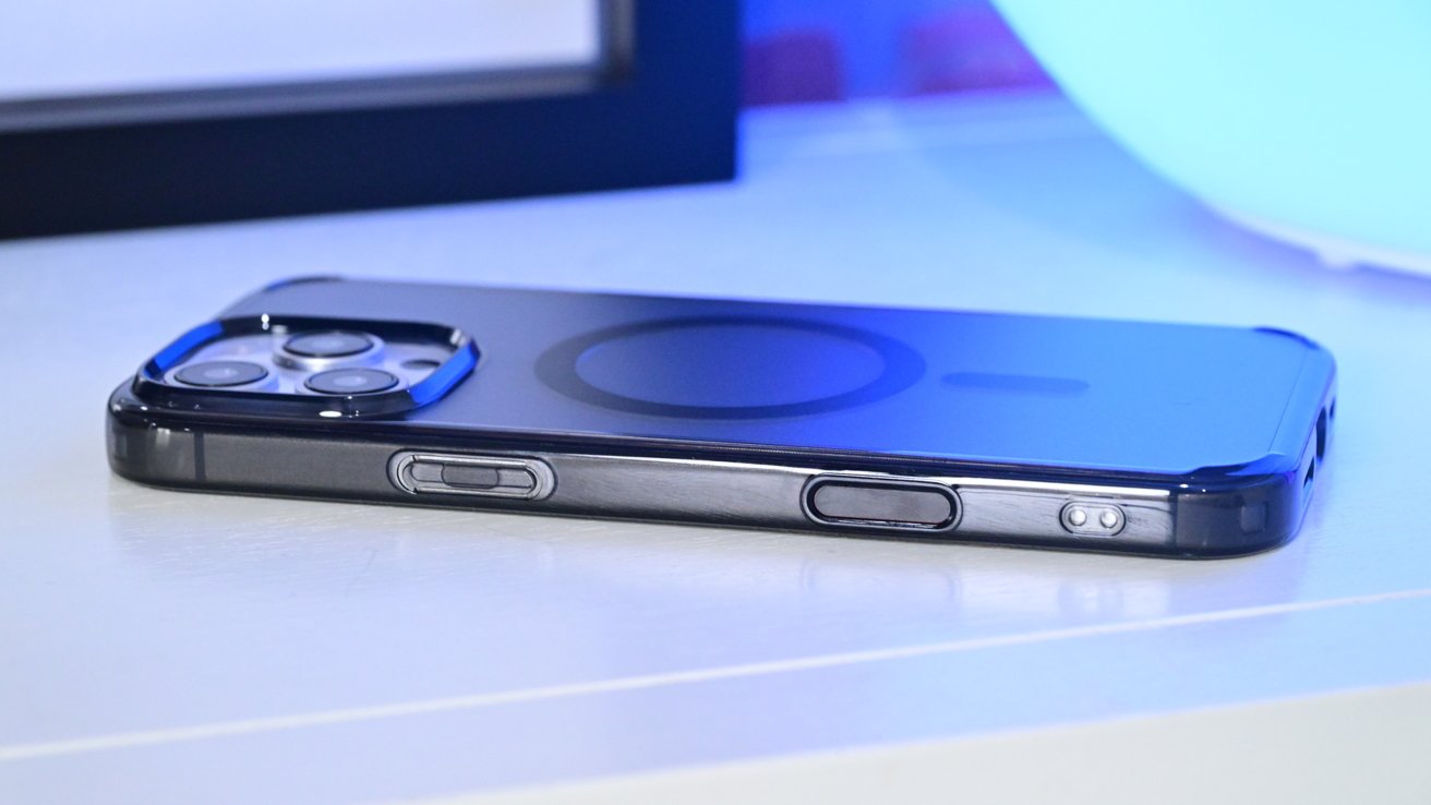 Apple’s iPhone 16 case covers the new Capture Button, Spigen follows suit