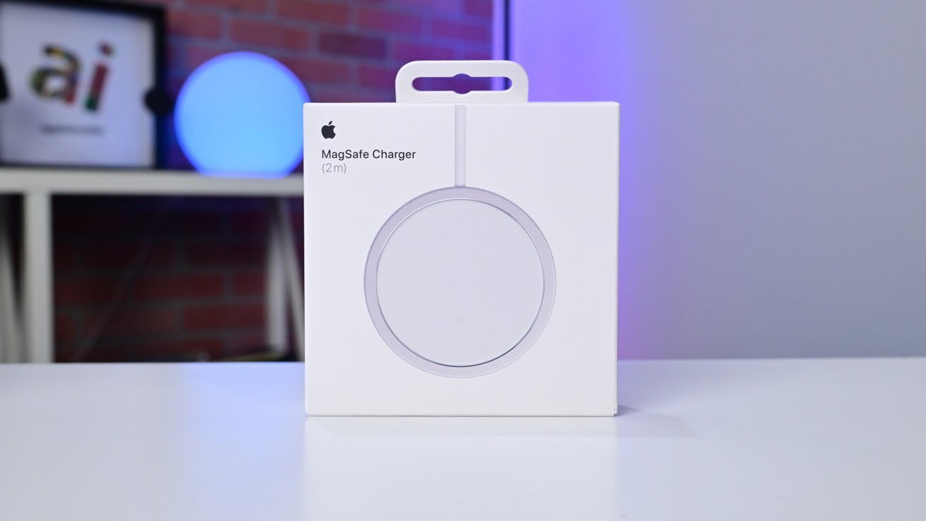 Hands on with Apple’s 25W MagSafe charger for iPhone 16