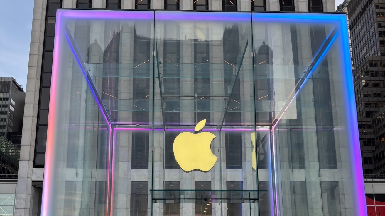 Apple Fifth Avenue store gets Apple Intelligence glow ahead of iPhone 16 launch