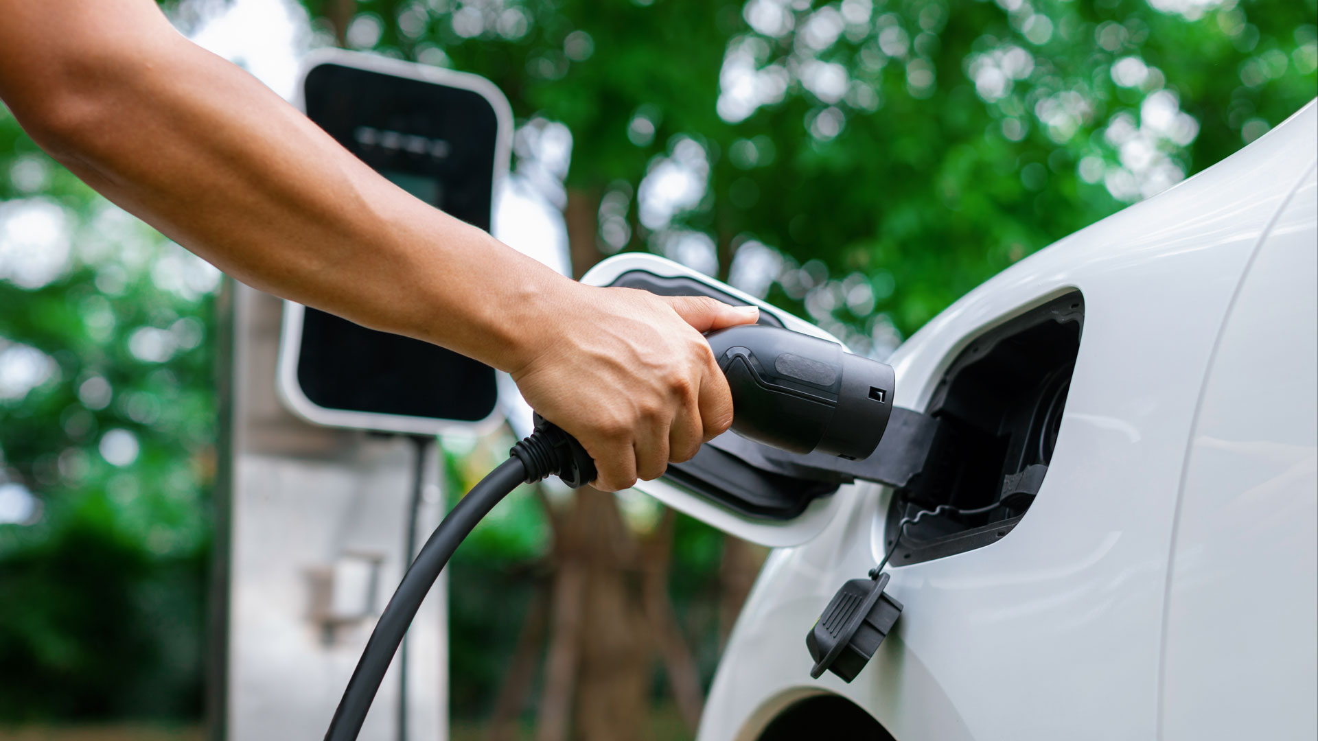 Tired of EV charging hassle? This start-up wants to solve it with its ‘Face ID for vehicles’
